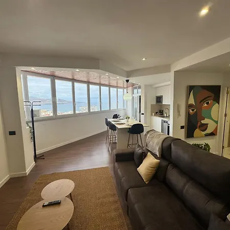 Con Vistas Al Mar Piso 16 Y A 5 Min De La Playa De Canteras Casa Carmela アパート *